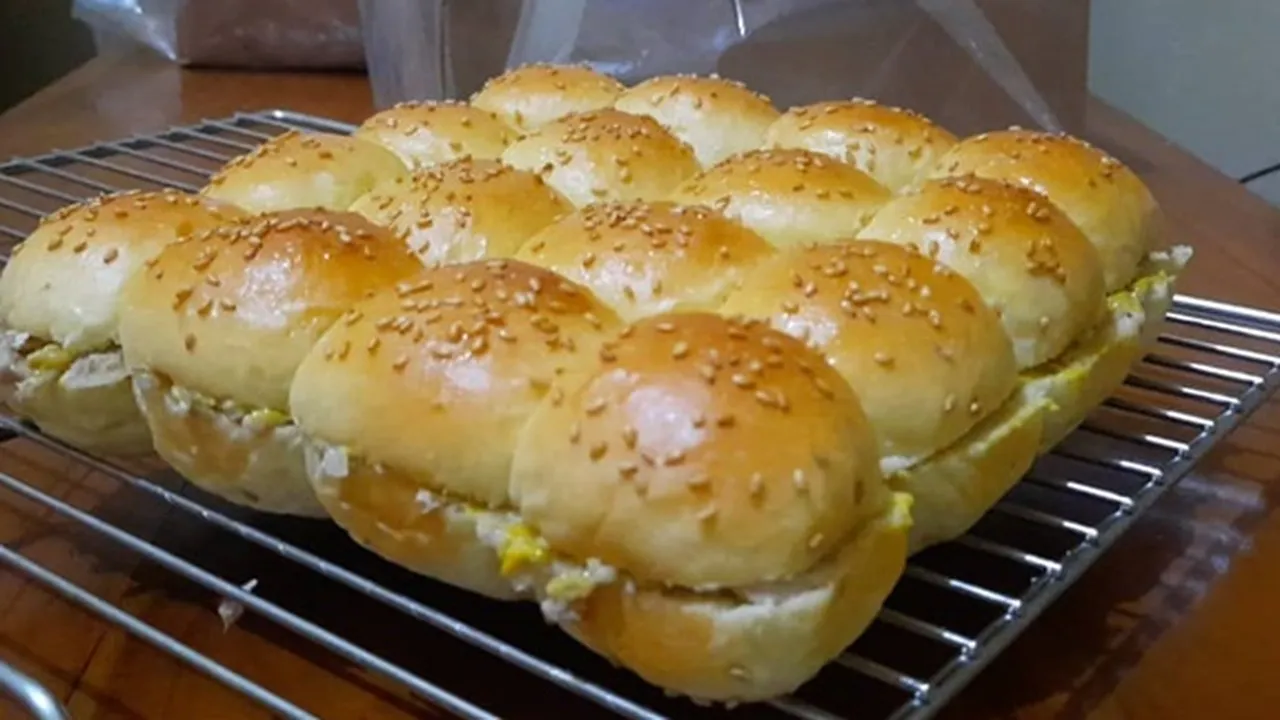 Wajib Dicoba, Roti Isi Khas Dapur Senja yang Dibuat dari Resep Turun Temurun