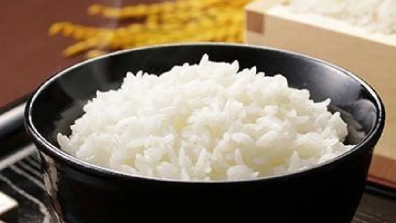Wajib Dicoba, Trik Jitu Nasi Tetap Putih dan Sedap