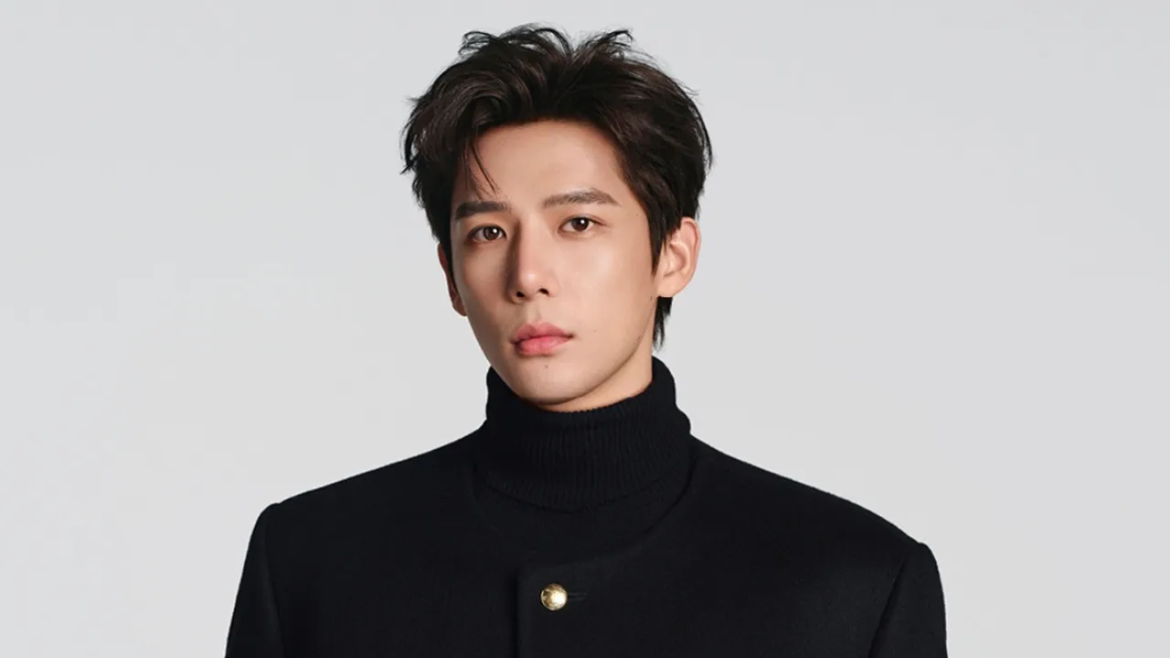 Wang Anyu Resmi Bergabung dengan Celine, Jadi Brand Ambassador Pria Pertama dari China