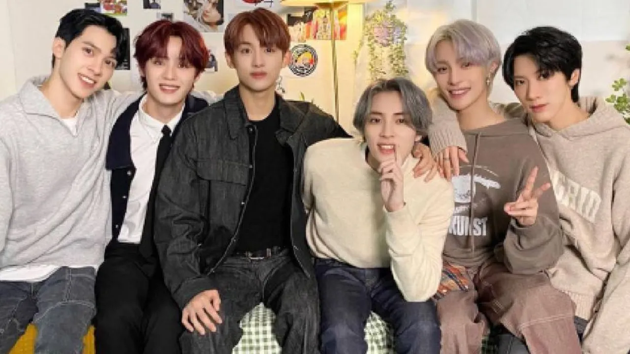 WayV Bagikan Teaser Pertama untuk Album Terbarunya 'PHANTOM' WayV Bagikan Teaser Pertama untuk Album Terbarunya 'PHANTOM'