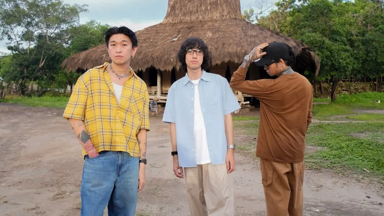 Weird Genius Gandeng Novia Bachmid, Siap Rilis Lagu 'Your Side', Vokalnya Disebut Sudah Autotune