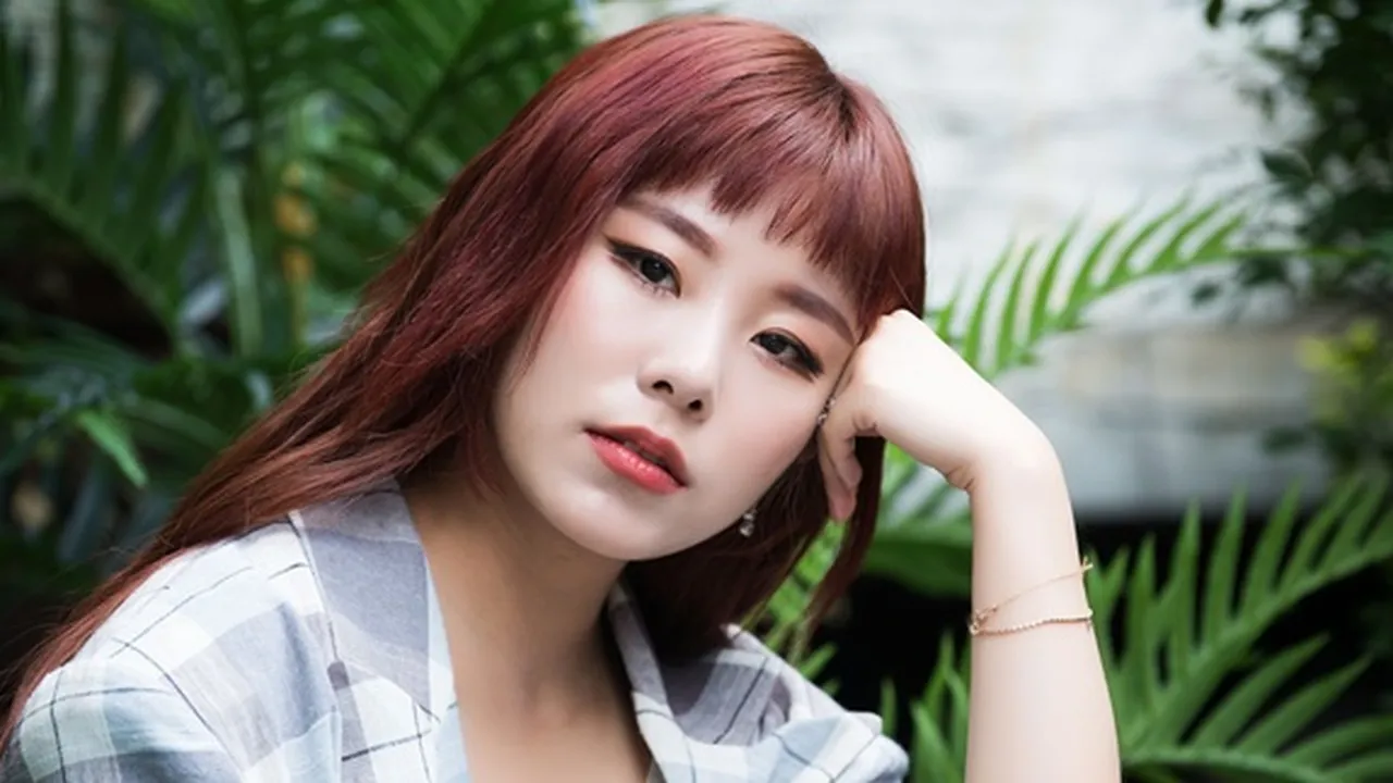 Wheein MAMAMOO Dilarikan ke Rumah Sakit Karena Cidera Leher dan Punggung