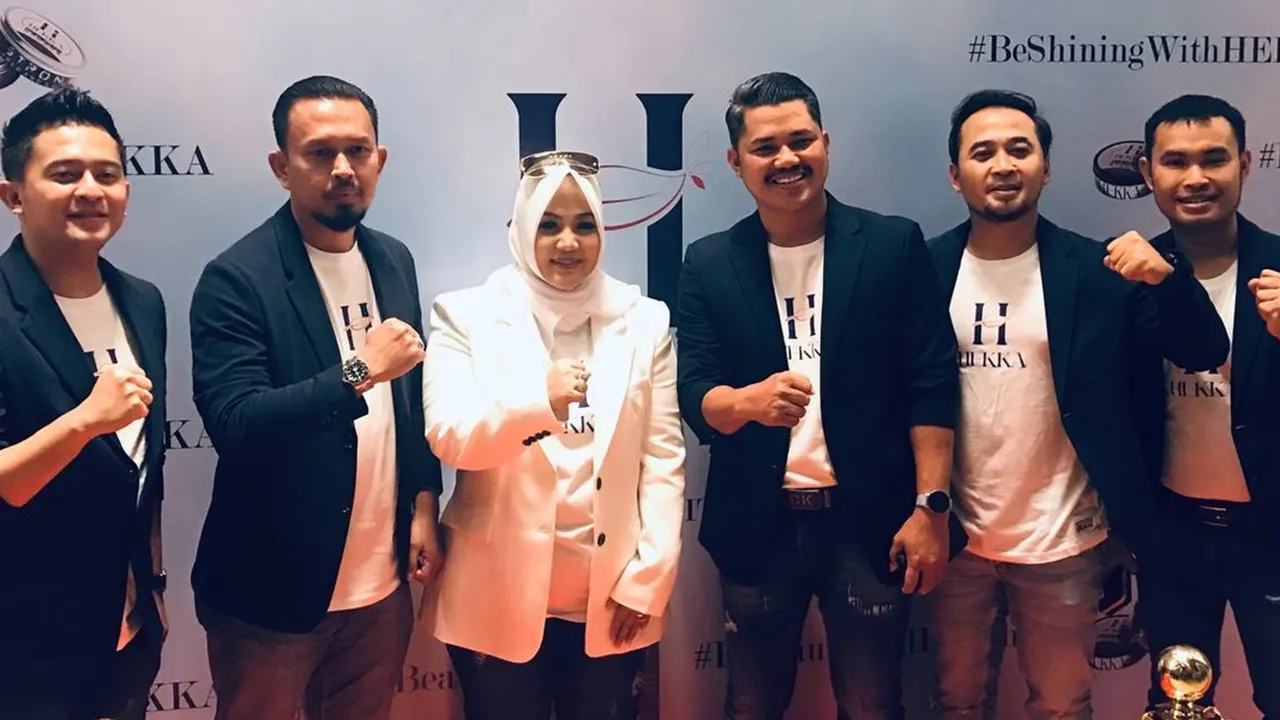 Widi Hello Band & Kiki The Potters Bikin Bisnis Bareng