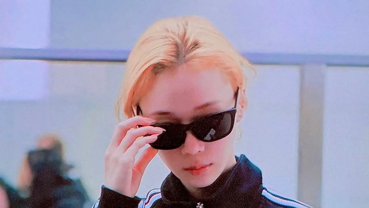 Winter aespa Jadi Sorotan karena Tampil Bare Face di Bandara hingga Picu Pro dan Kontra