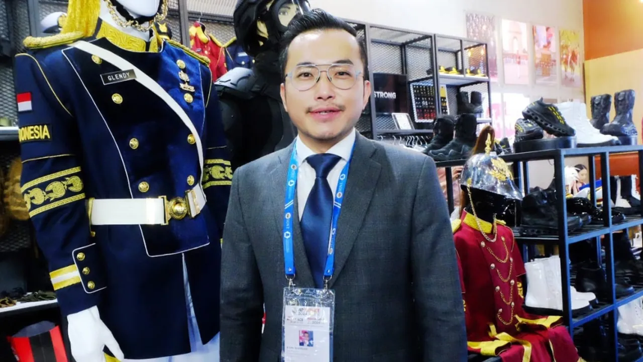 Desainer Stephen Wongso Tunjukkan Komitmen Dukung Industri Pertahanan Nasional