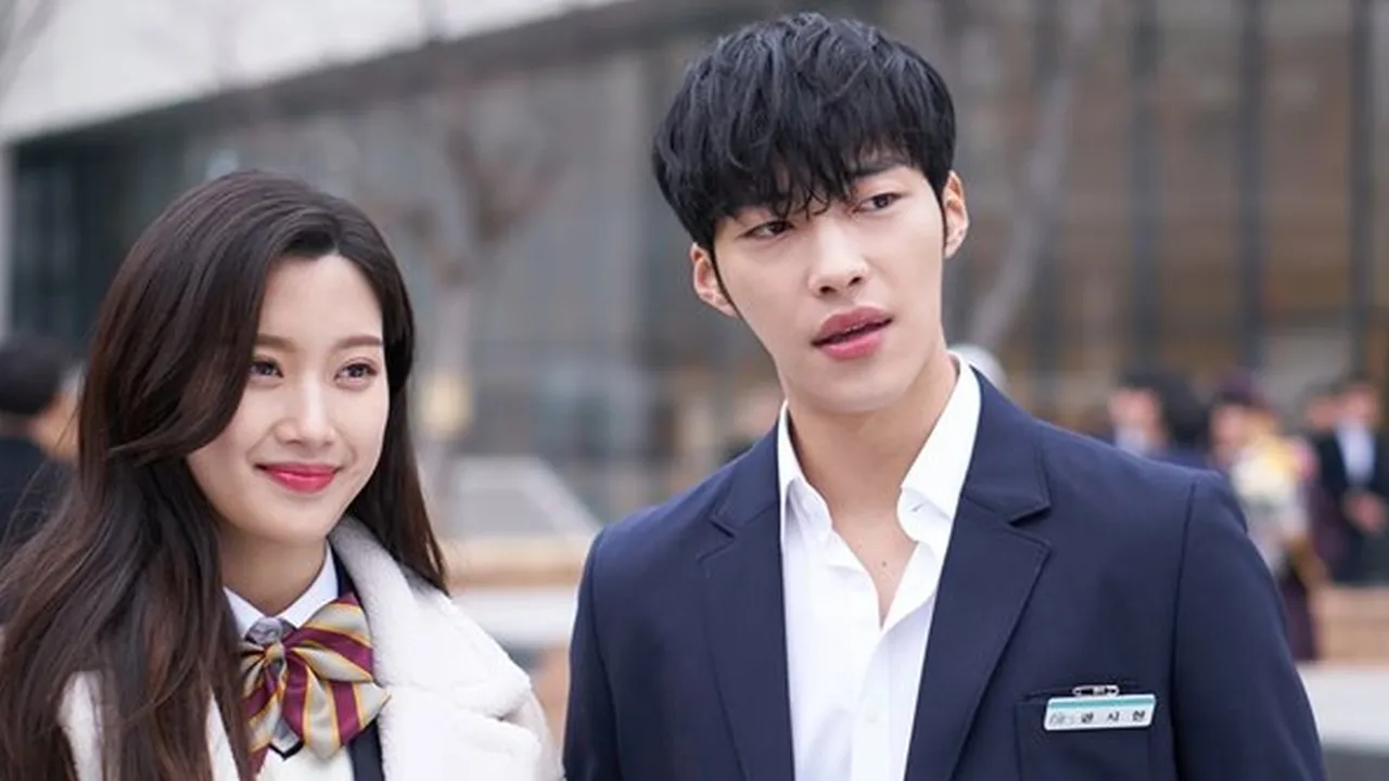Woo Do Hwan Kembali Membantah Moon Ga Young Bantah Rumor Pacaran