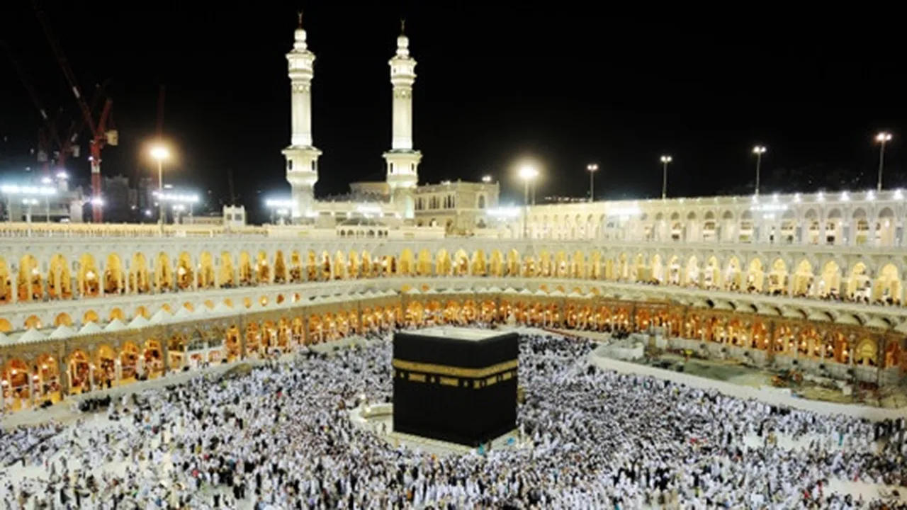 Wukuf Adalah Rukun Haji Berdiam Diri di Padang Arafah, Pahami Pengertian dan Tata Cara Pelaksanaannya