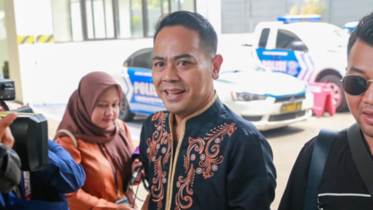 Yadi Sembako Penuhi Panggilan Polisi Terkait Dugaan Kasus Penipuan Yadi Sembako Penuhi Panggilan Polisi Terkait Dugaan Kasus Penipuan