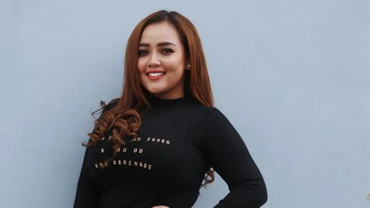 Yang Dilihat Cowok Pertama Kali dari Clara Gopa, Wajah Dulu Baru 'Semangka'!