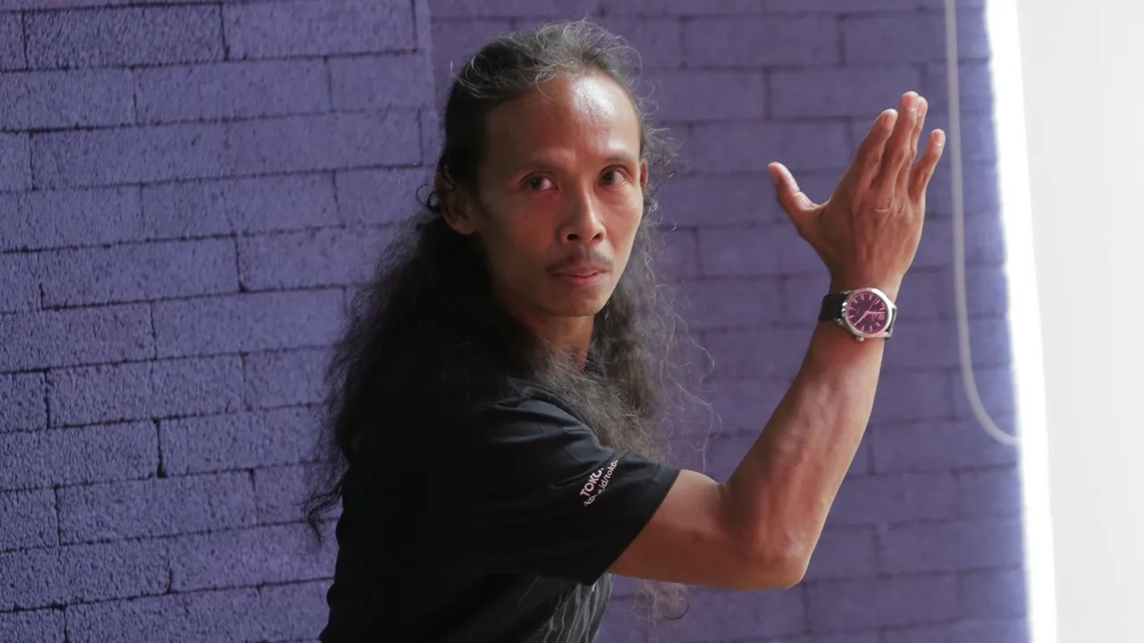 Yayan Ruhian Total Berikan Yang Terbaik Demi 'WIRO SABLENG'