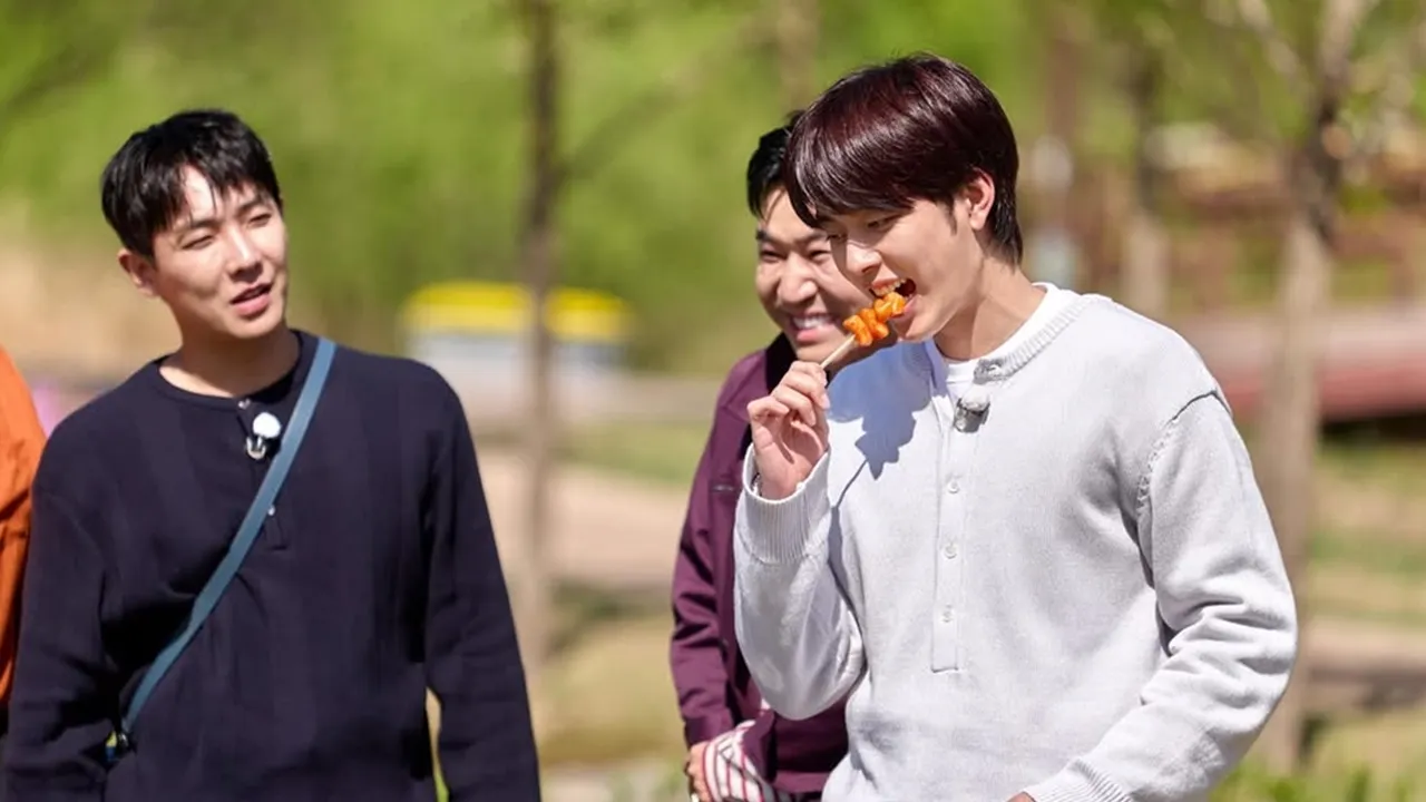 Yoo Seon Ho Tinggalkan Variety Show 2 Days & 1 Night Setelah 3,5 Tahun