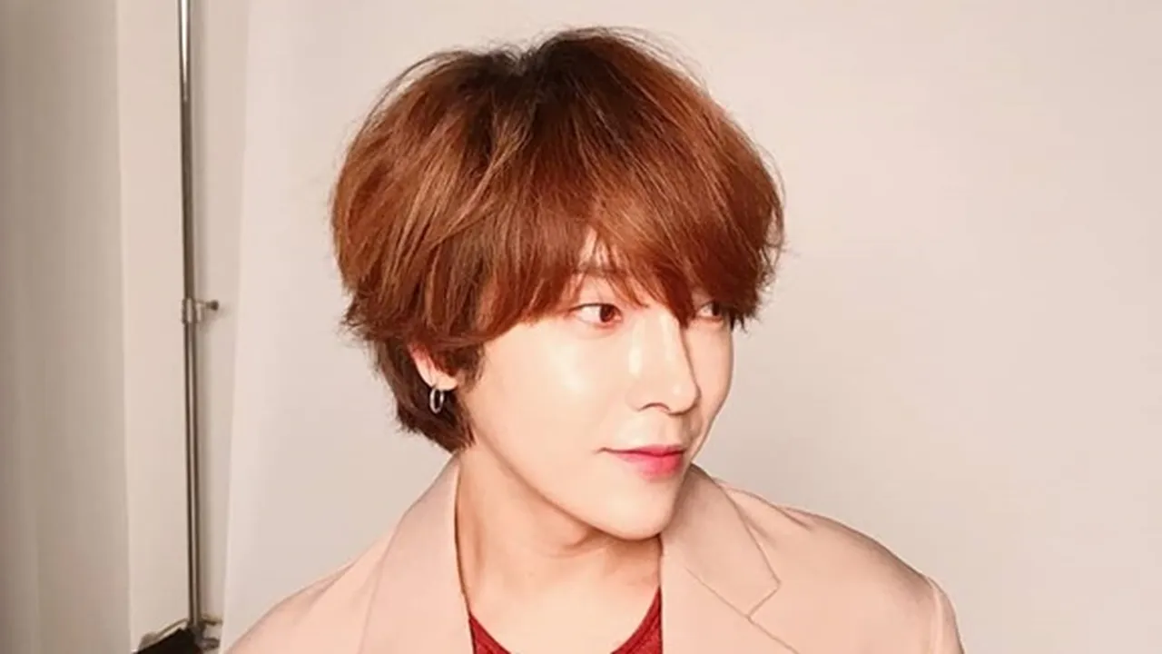 Yoon Hak Supernova Dikonfirmasi Idol Korea Pertama yang Positif Corona