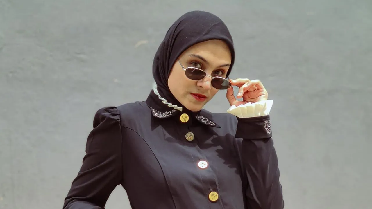Zee Zee Shahab Punya Trik Jitu Hadapi Suami yang 'Leader Banget'