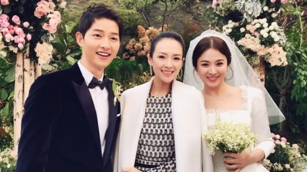 Zhang Ziyi Beri Dukungan Untuk Song Hye Kyo dan Song Joong Ki Zhang Ziyi Beri Dukungan Untuk Song Hye Kyo dan Song Joong Ki