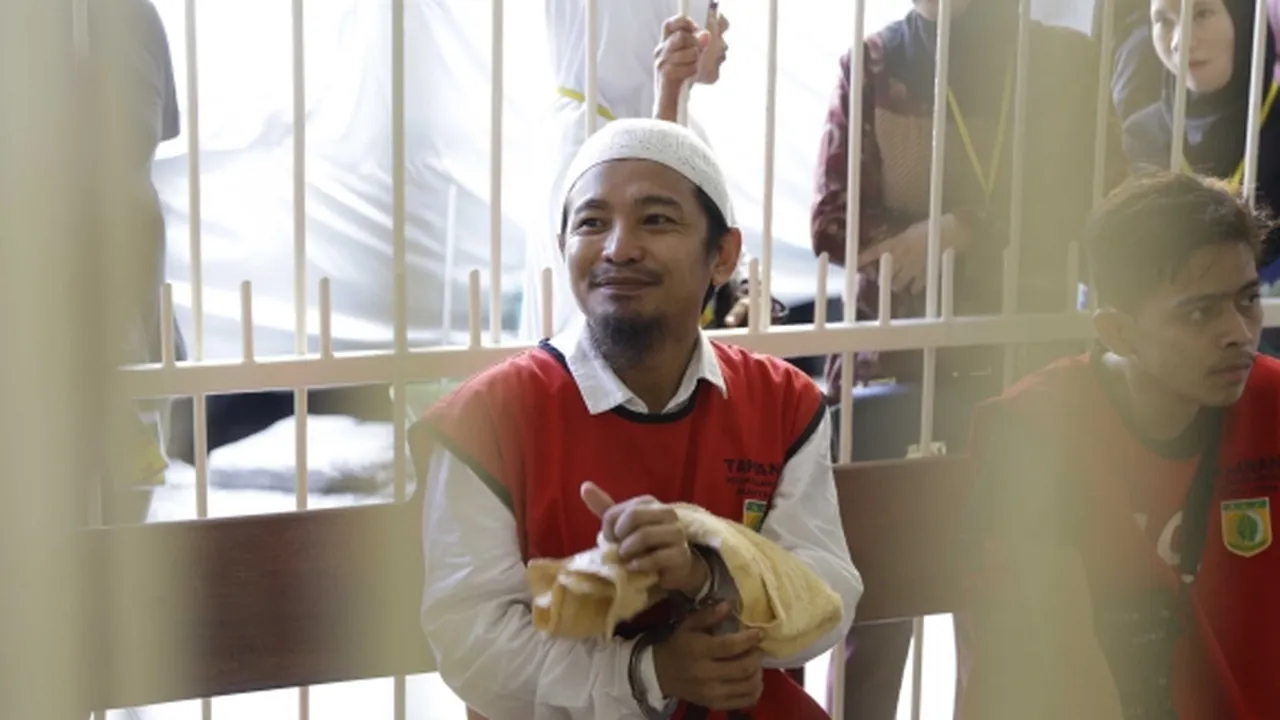 Zul Zivilia Divonis 18 Tahun Penjara, Ini Perjuangan Sang Istri Untuk Bertahan Hidup