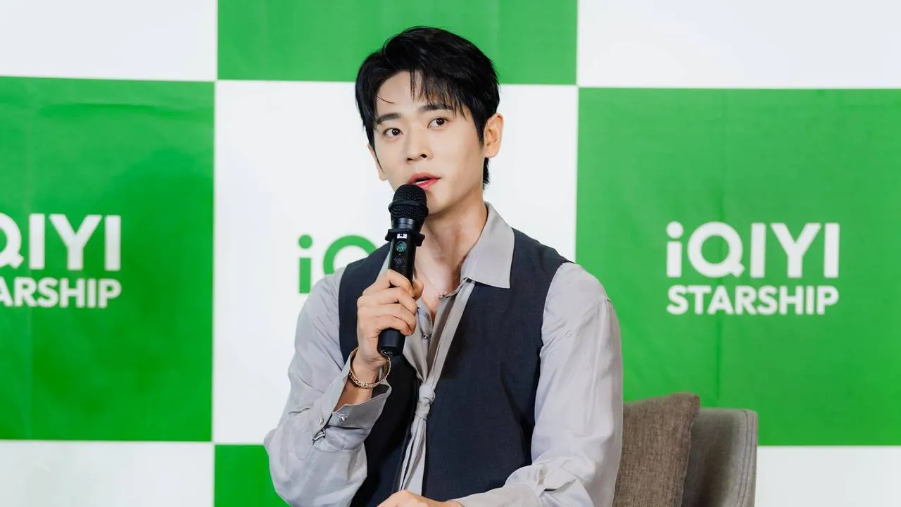 Cheng Lei Sapa Fans di iQIYI Starship Jakarta, Cicipi Klepon dan Lemper