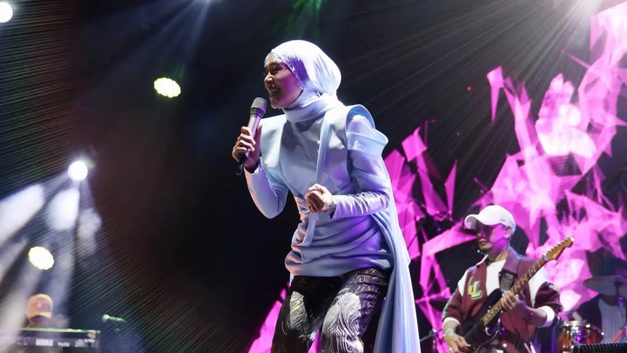 Foto-Foto Lesti Kejora Debut Manggung di Pestapora