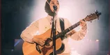 Pesona Salma Salsabil dengan Gitar di Atas Panggung, Memukau Tanpa Tanding