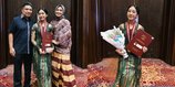 7 Potret Alya Rohali Dampingi Anak Kedua Wisuda SMA, Diarra Tampil Cantik Pakai Kebaya Lawas Mamanya