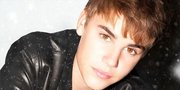 Justin Bieber Pamer Otot Dalam Video Dokumenter