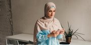 151 Caption Muslimah yang Bijak dan Menyentuh, Jadi Penyejuk Hati Sekaligus Renungan Diri
