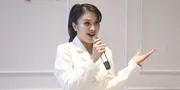 7 Tahun Menikah, Sandra Dewi Baru Pertama Kali Kasih Kado Ulang Tahun ke Suami