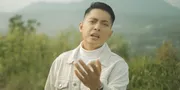 Adi Syahreza Rilis Single 'Kuat Tapi Lelah' dengan Video Klip Bareng TikTokers Populer