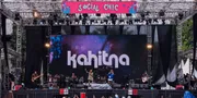 Aksi Kahitna &#38; SMASH Tutup Festival and Exhibition Social Chic 2022 di Bandung