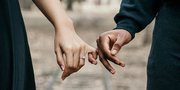 Apa Arti Sayang: Pengertian, Bedanya dengan Cinta, Beserta Contoh Panggilan Sayang ke Pasangan