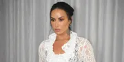 Arti dan Makna Lagu Demi Lovato - Heart Attack, Perasaan Cinta yang Terasa Seperti Serangan Jantung