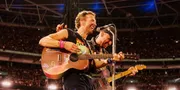 Arti dan Makna Lagu Sparks - Coldplay yang Menggambarkan Penyesalan dan Cinta yang Belum Usai