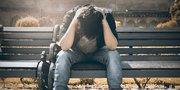 Arti Feeling Lonely dalam Hubungan Percintaan, Beserta Cara Mengatasinya dengan Tepat dan Bijak