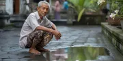 Arti Mimpi Melihat Genangan Air Jernih: Tafsir Psikologi, Spiritual, dan Primbon Jawa