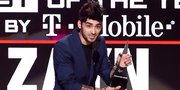 Awkward! Zayn Malik Bikin Kategori Baru di 'iHeartRadio Awards'