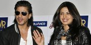 Heboh Perselingkuhan Shahrukh Khan dengan Priyanka Chopra, Ini Fakta Sebenarnya