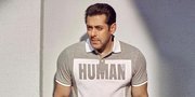 India Lockdown Karena Corona, Salman Khan Transfer Uang ke 25 Ribu Orang dan Bagi Sembako Untuk 16 Ribu Pekerja Harian