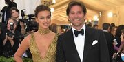 Jalan Bareng Anak, Bradley Cooper Cium Mesra Irina Shayk