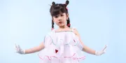 Masih 6 Tahun, Penyanyi Cilik Ariana Ivy Tulis Lagu 'Kuda Ajaib'