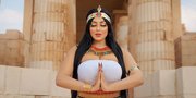 Model Hot Asal Mesir Ditangkap Pihak Kepolisian Karena Foto Terlalu Sensual di Situs Bersejarah Piramid