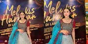 Potret Cantik Selvi Kitty Hadir di Gala Premier 'MELUKIS HARAPAN DI LANGIT INDIA'