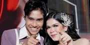 Potret Eby DA5 Gandeng Zahra di Panggung, Kompak Usai Rayakan Ultah