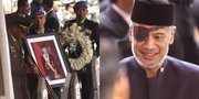 Potret Thareq Kemal di Pemakaman BJ Habibie, Pakai Penutup Mata Mirip Nick Fury