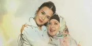 Sisi Emosional Raisa di 'Kuharap Duka Ini Selamanya', Duka Mendalam Atas Kehilangan Ibunda