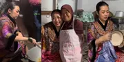 10 Potret Soimah Rewang Manten, Nggak Gengsi Bantu Tetangga di Dapur Sederhana - Ngelap Piring Sampai Tuangkan Kuah ke Mangkuk