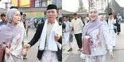 7 Potret Fashion Ayu Ting Ting Saat Salat Idul Adha, Jalan Kaki Santai Bareng Ayah Rozak
