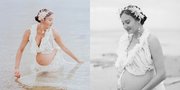 7 Potret Nadine Chandrawinata Pamer Babybump di Tepi Pantai, Cantik Kenakan Gaun dari Kain Gorden - Disebut Queen of The Sea