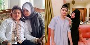 9 Potret Kenangan Ameer Azzikra Bersama Ibunda Tercinta, Begitu Dekat Sejak Kecil - Sering Tunjukkan Sisi Manja pada Umi Yuni