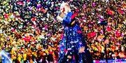 9 Sikap Lucu dan Menyenangkan Adele Selama Tour di Tahun 2016