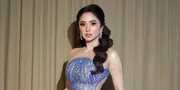 Dewi Perssik Tanggapi Kabar yang Menyebutnya Berseteru dengan Irish Bella