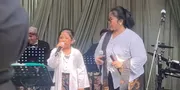 Endah Laras dan Sujiwo Tejo 'Nyumbang Lagu' di Pernikahan Aksa Anak Soimah